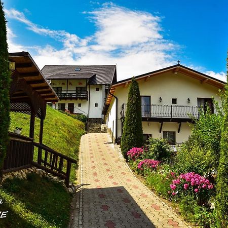 Pensiunea La Mamaie Cheia  Luaran gambar